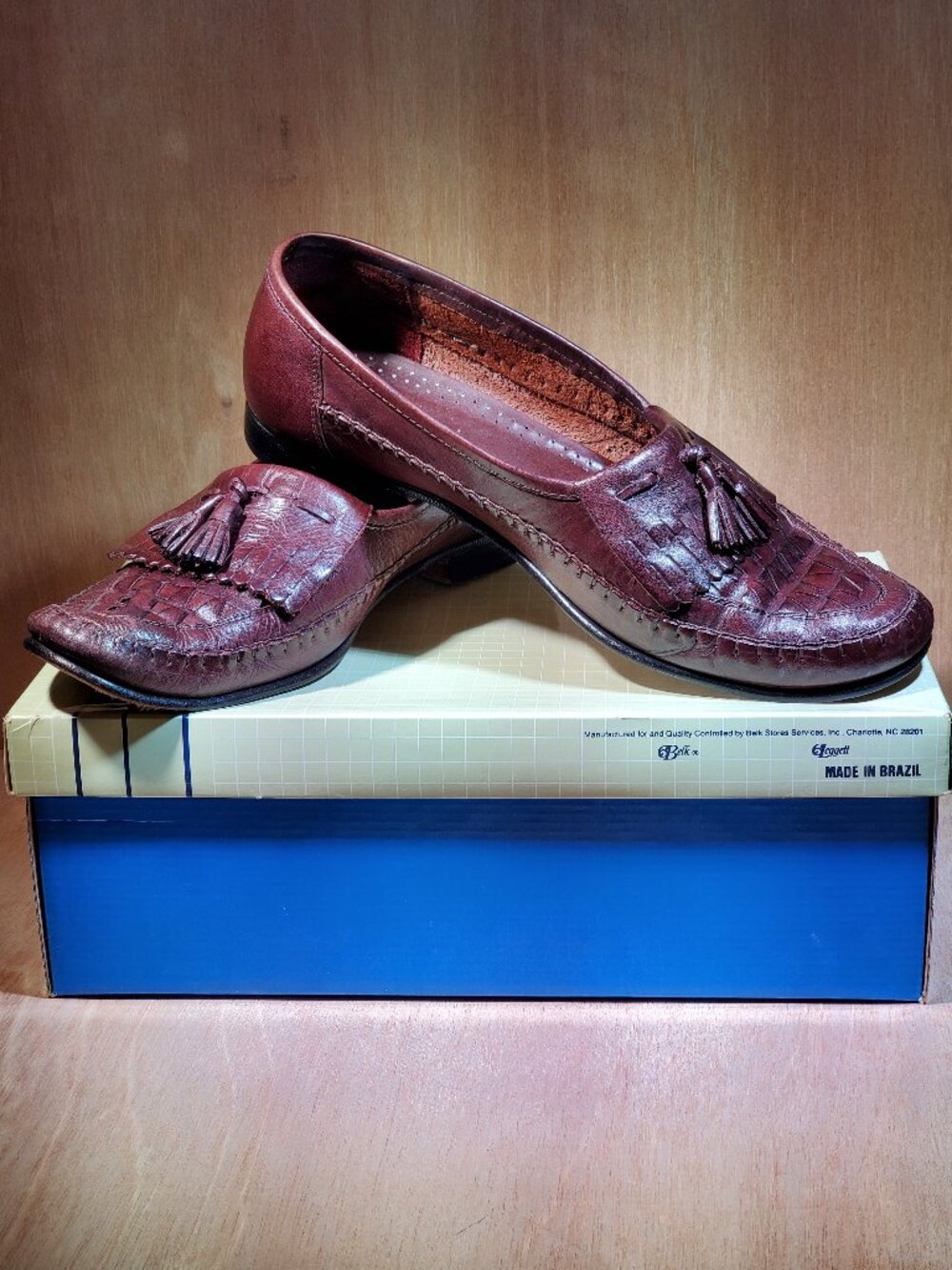 VINTAGE ANDHURST MENS SAN PAULO BURGUNDY KILTIE TASSEL SLIPON LOAFERS, WOVEN TOE